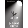 Pustka i zapisane kartki - zdjęcie