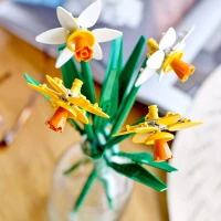 LEGO Flowers Żonkile 40747, zdjęcie 5