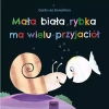 Mała biała rybka ma wielu przyjaciół - zdjęcie