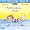 Mądra mysz Zuzia uczy się pływać - zdjęcie