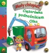 Ciężarówka z podnośnikiem Olka. Mały chłopiec - zdjęcie