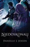 Trylogia klątwy. Tom 4. Niedoskonali - zdjęcie