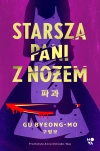 Starsza pani z nożem - zdjęcie