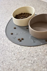 PALOPA Mata pod miskę dla psa Loua anthracite, zdjęcie 7