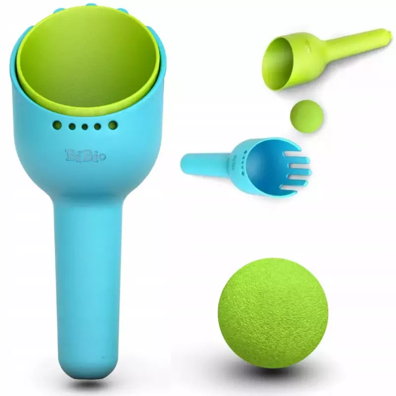 Grabki, łopatka, piłka Grabki, łopatka, piłka