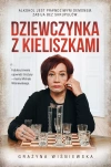 Dziewczynka z kieliszkami - zdjęcie