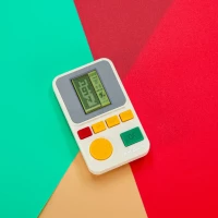 Gra zręcznościowa elektroniczna konsola retro gierka przenośna kieszonkowa biała, zdjęcie 5