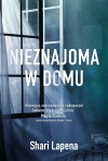 Nieznajoma w domu - zdjęcie