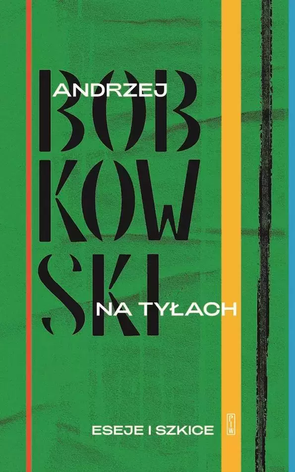 Na tyłach. Eseje i szkice - Książki