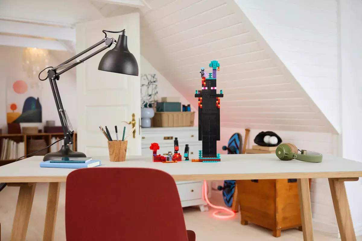LEGO Minecraft Wieża Endermana 21279 - Zabawki