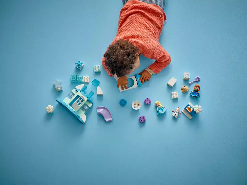 LEGO DUPLO Przyjęcie w lodowym zamku Anny i Elzy 10455 - Zabawki