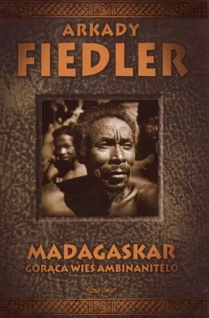 Madagaskar. Gorąca wieś Ambinanitelo - Książki