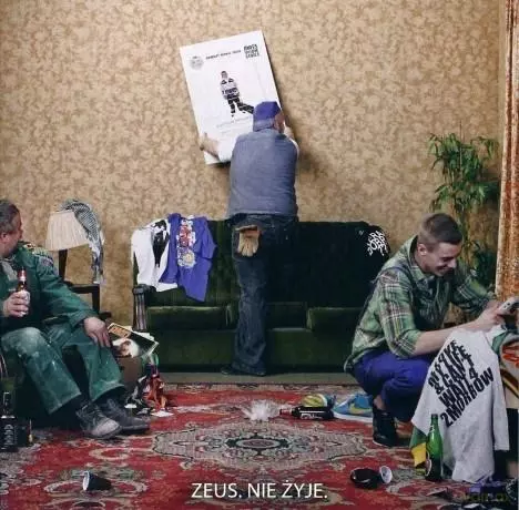 Zeus nie żyje, CD - Muzyka