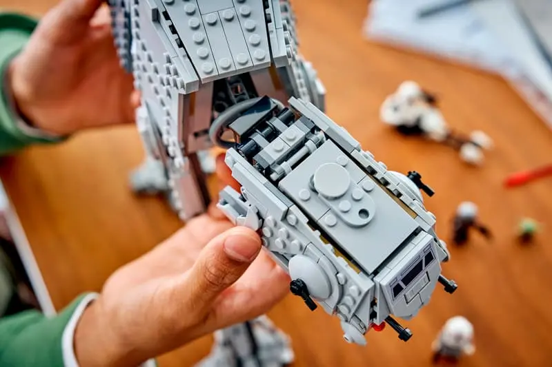 LEGO Star Wars™ AT-AT™ Resztek Imperium i INT-4 75454 - Zabawki