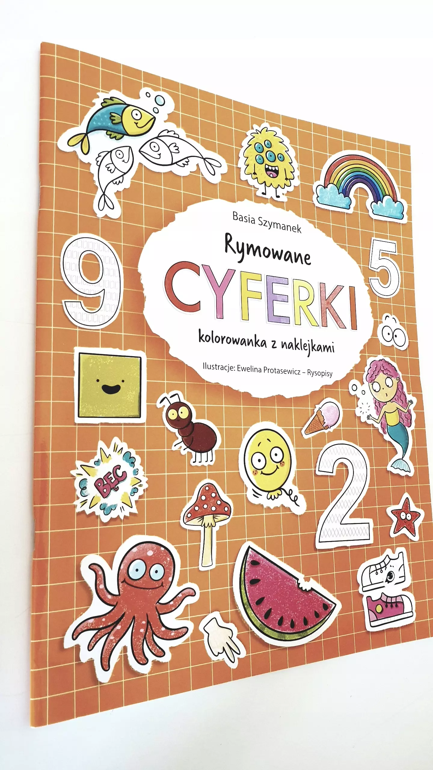 Rymowane cyferki. Kolorowanka z naklejkami - Książki