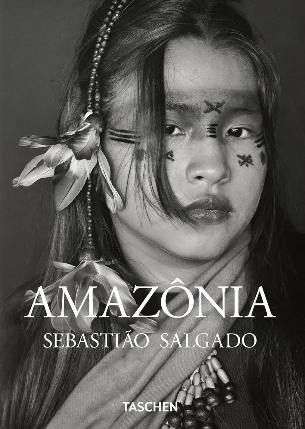 Sebastiao Salgado. Amazônia. 45th Ed. - Książki
