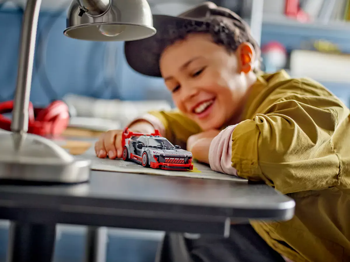 LEGO Speed Champions Wyścigowe Audi S1 E-tron Quattro 76921 - Zabawki