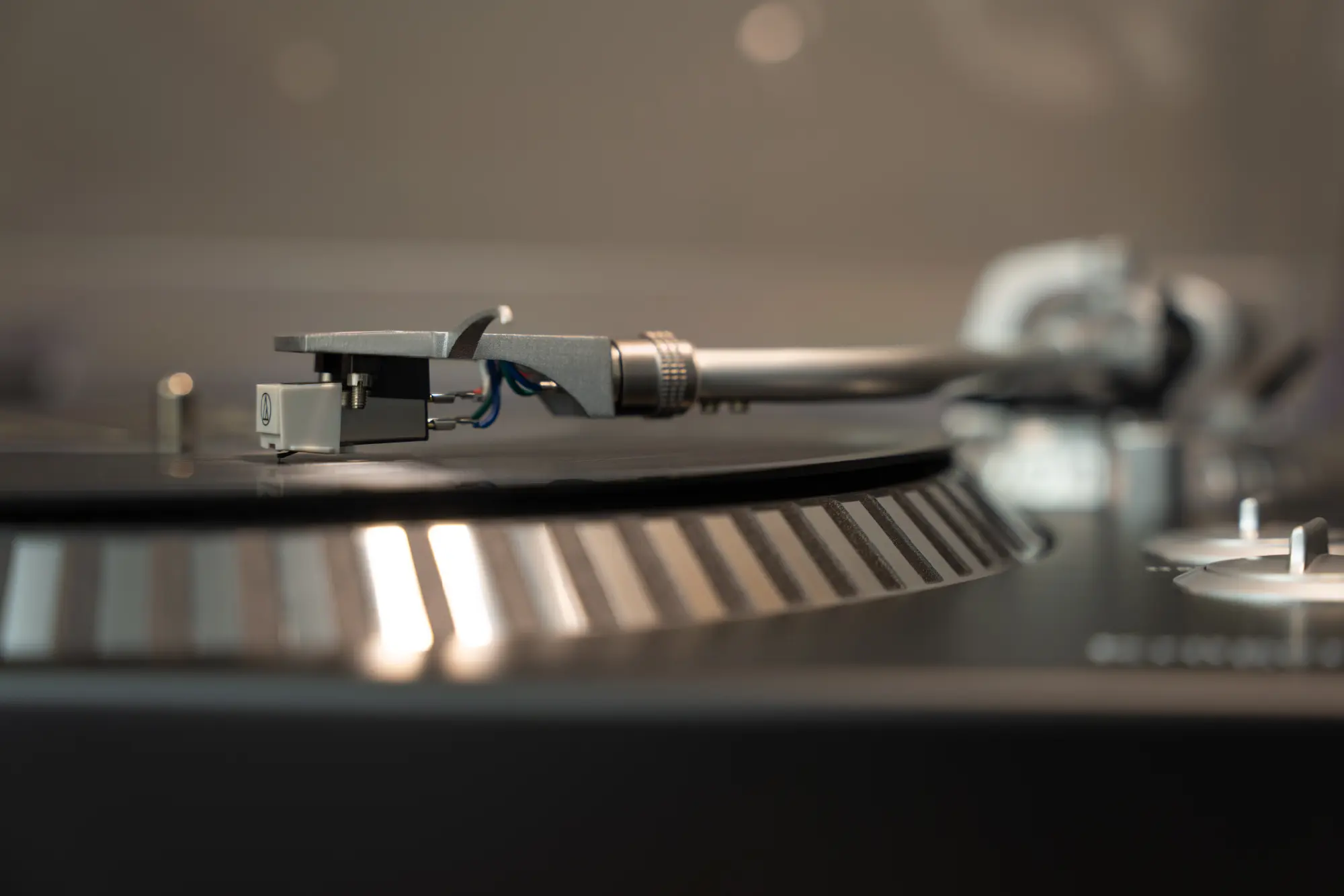 Gramofon Kruger&Matz model TT-602 - Elektronika i akcesoria