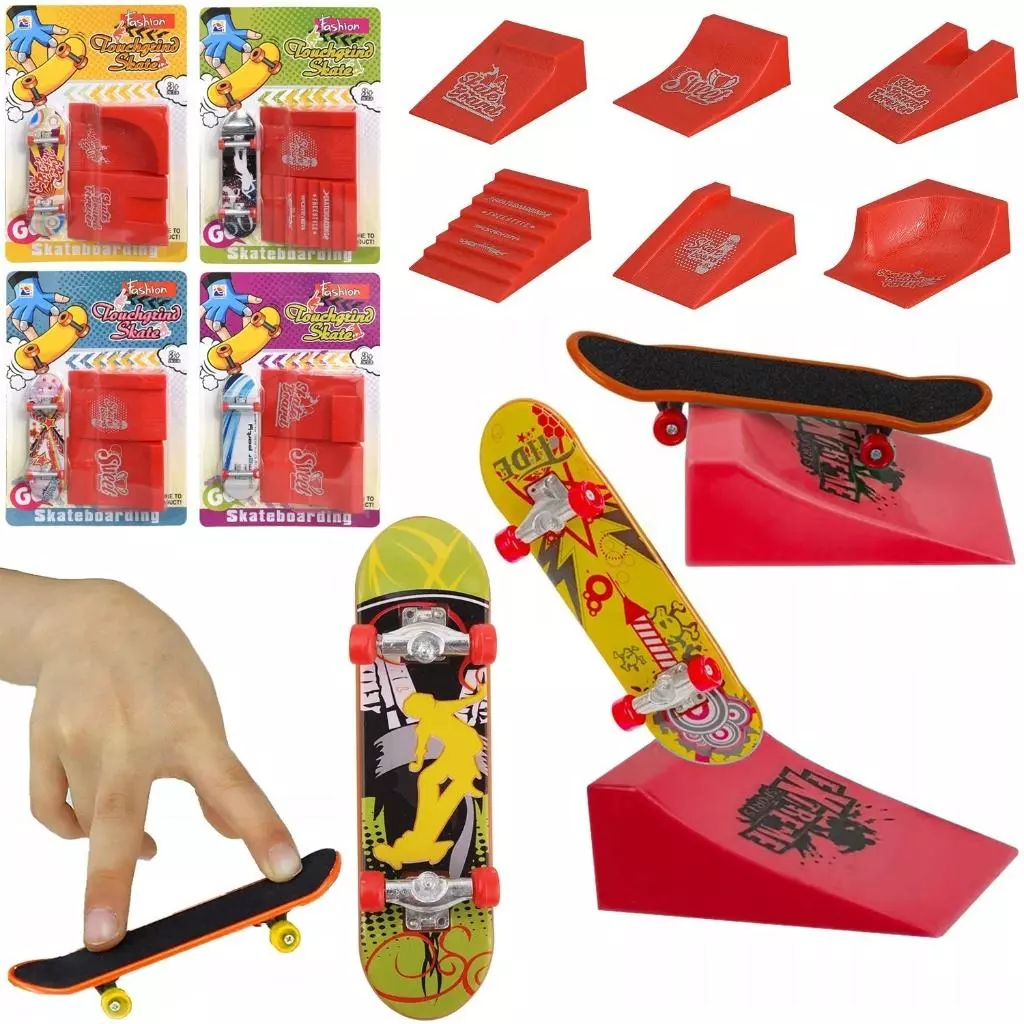 Mini deskorolka z rampą MIX - Zabawki