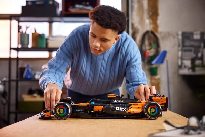 LEGO Technic Bolid McLaren MCL39 F1® 42228 - Zabawki