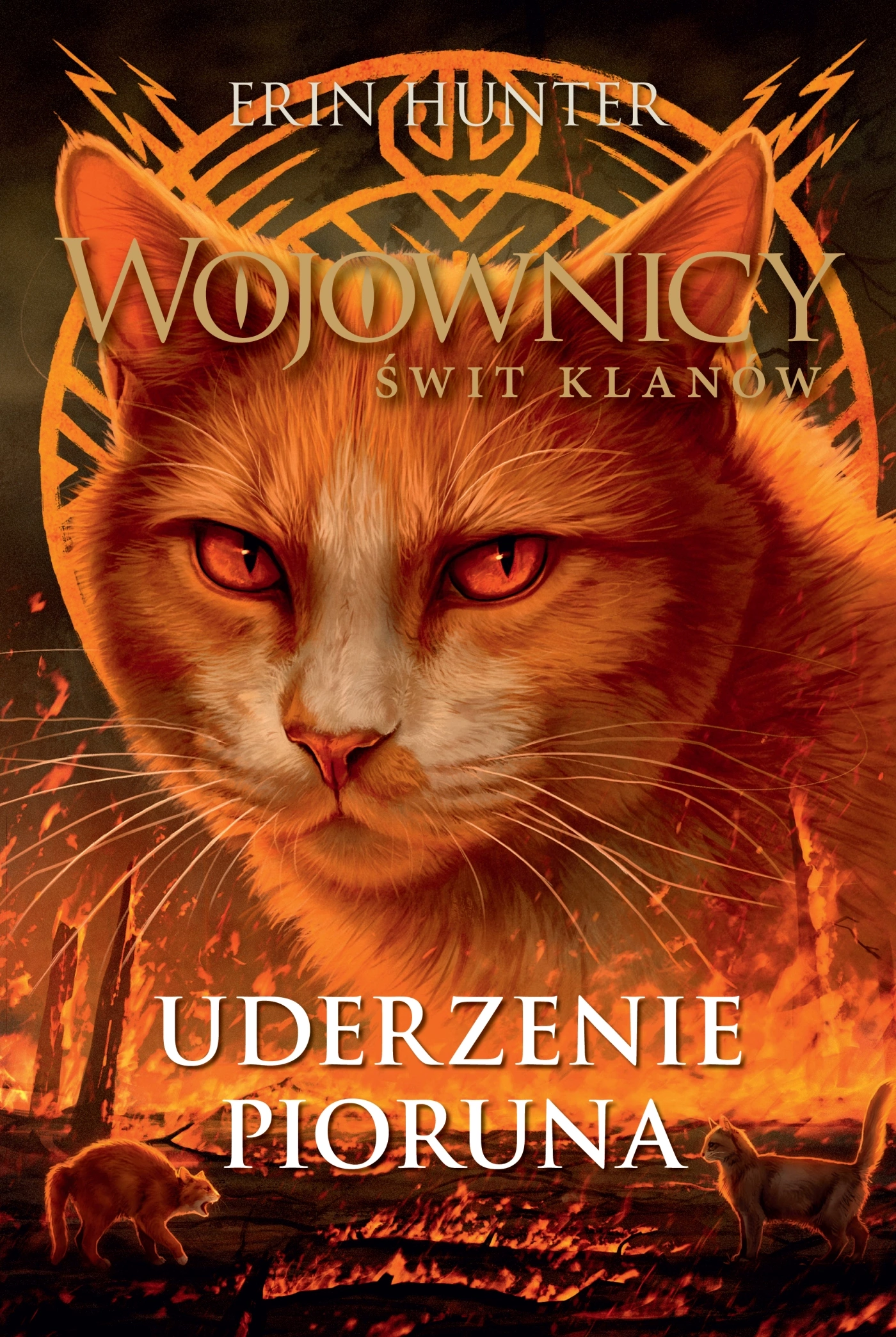 Wojownicy. Świt klanów. Tom 2. Uderzenie Pioruna - Książki