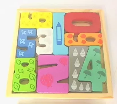 Puzzle drewniane cyferki - Zabawki