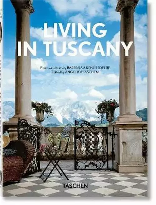 Living in Tuscany - Książki