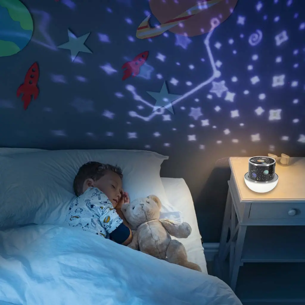 Lampka nocna projektor gwiazd LED USB obrotowy 6 motywów pilot jelonek - Elektronika i akcesoria